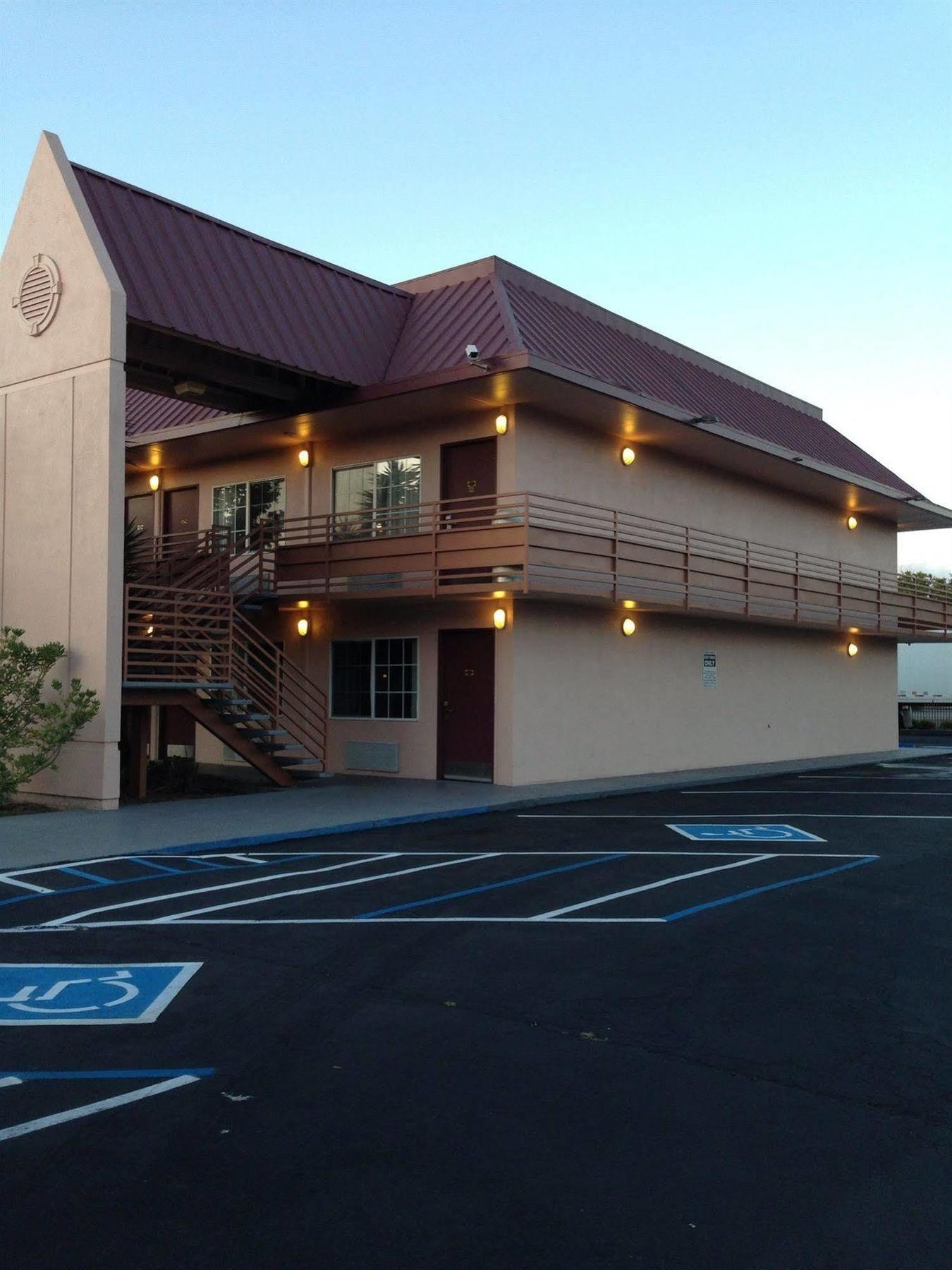 Day Inn Point Richmond **Dbl Reg** Экстерьер фото